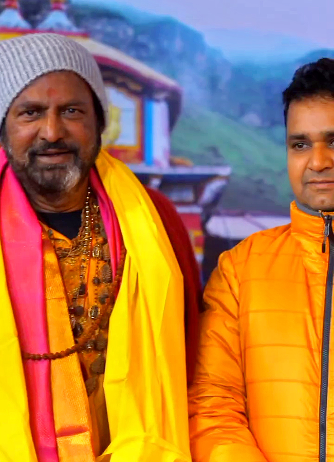 Manchu Vishnu and Manchu Mohan Babu Visuals at Kedarnath11