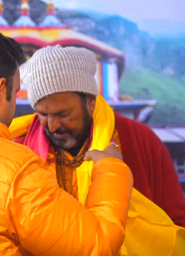 Manchu Vishnu and Manchu Mohan Babu Visuals at Kedarnath12