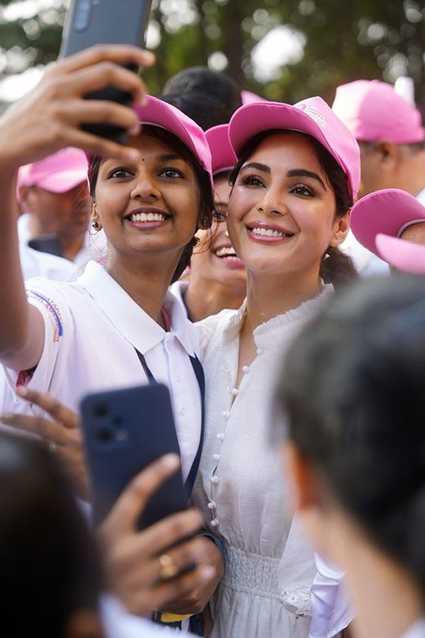 Tollywood Heroines Samyukta, Meenakshi at Walkathon into hyderabad10