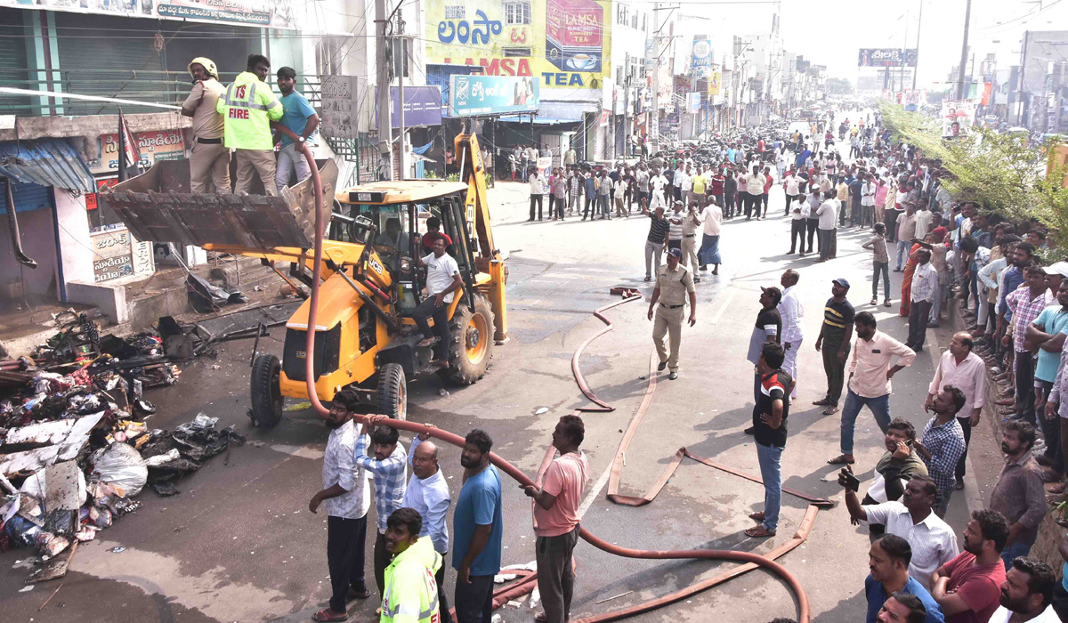 Fire accident in Jangaon26