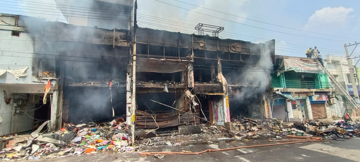 Fire accident in Jangaon2