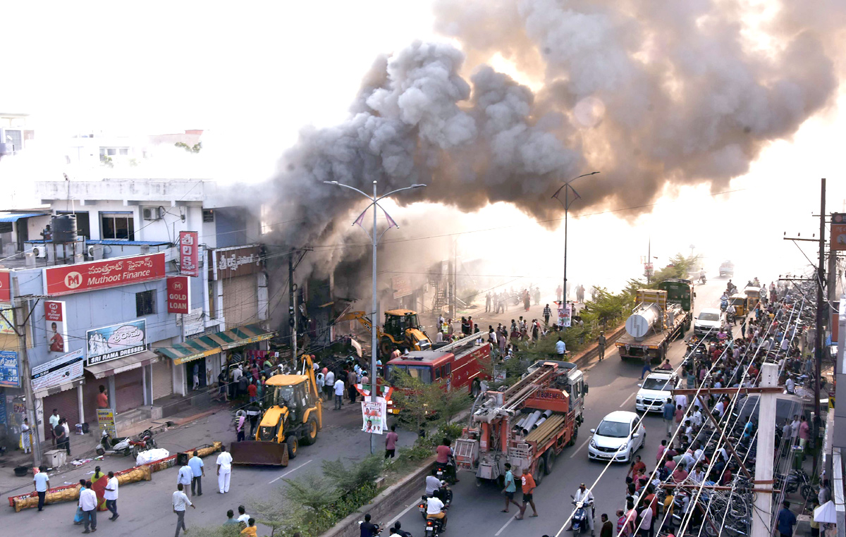 Fire accident in Jangaon8