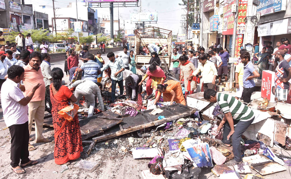 Fire accident in Jangaon21