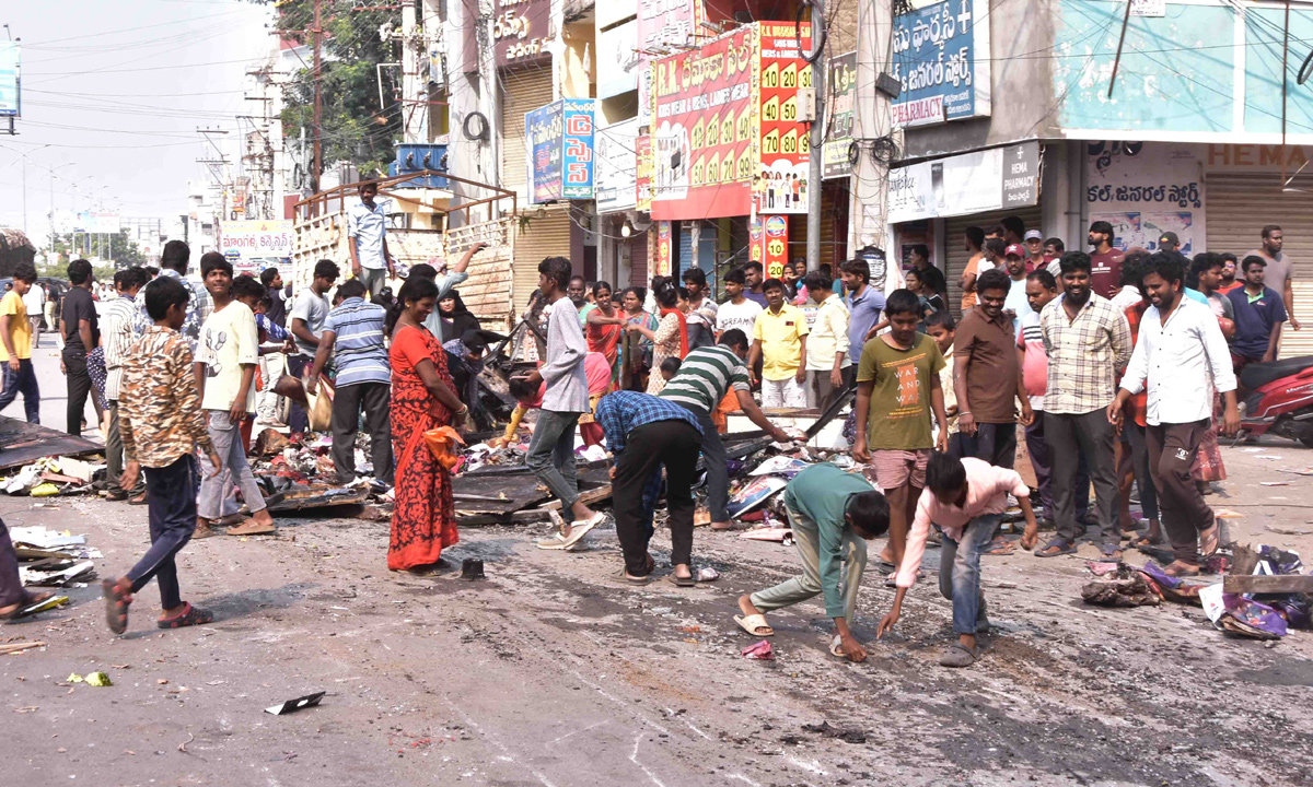 Fire accident in Jangaon22