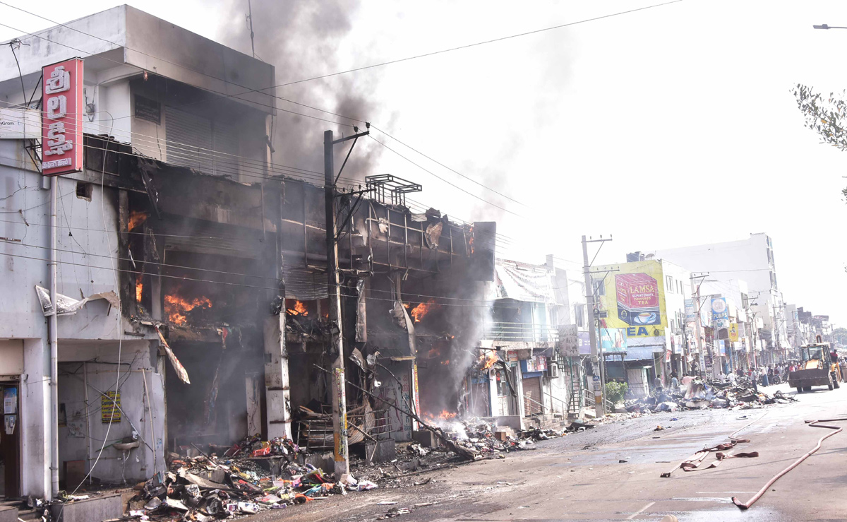 Fire accident in Jangaon23