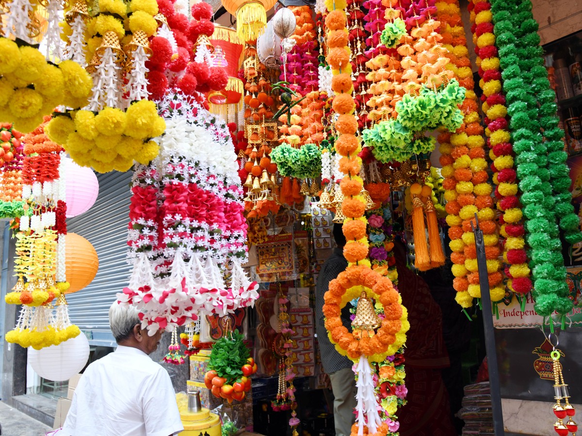 Diwali 2024 Shopping Buzz At Hyderabad2