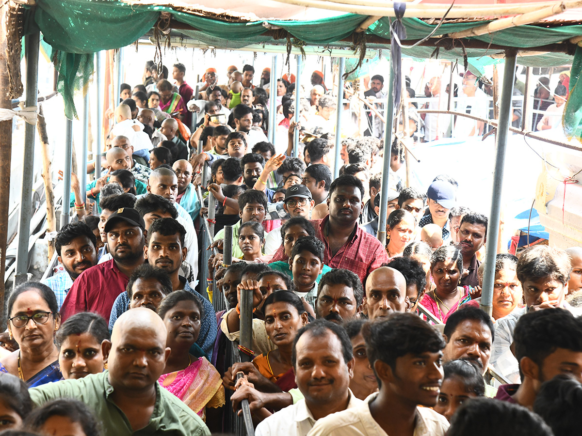 Heavy Rush at Vijayawada Durga Temple Photos10