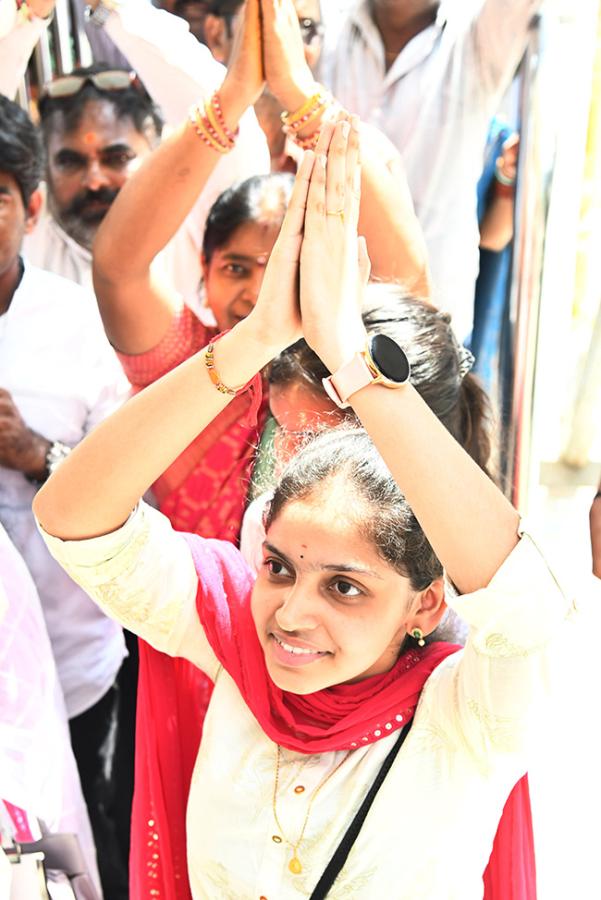 Heavy Rush at Vijayawada Durga Temple Photos26