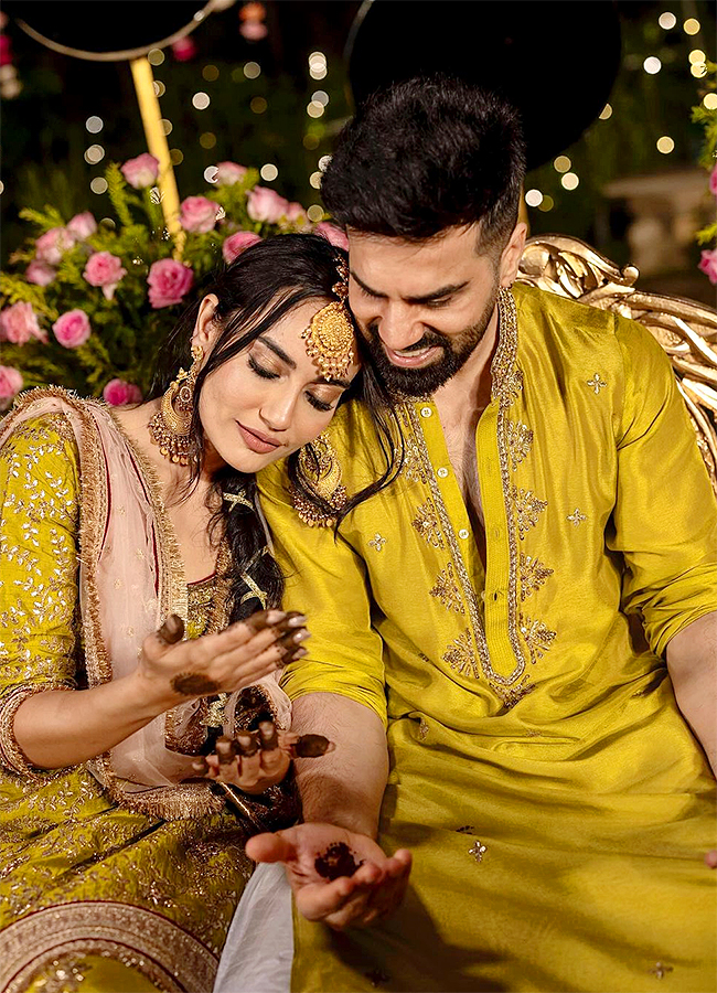 Surbhi Jyoti And Sumit Suri Are Now Married Viral Photos14