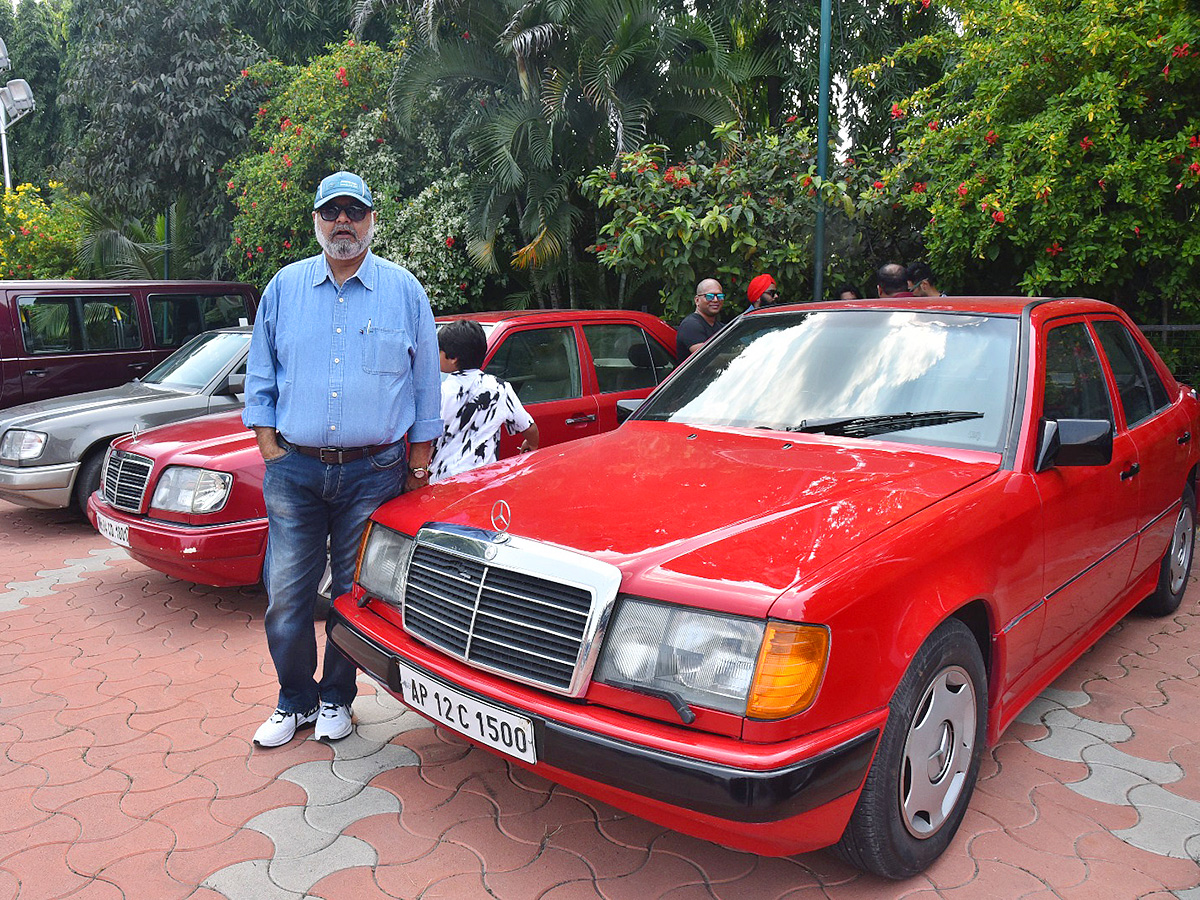 Vintage cars at cars n coffee Hyderabad4