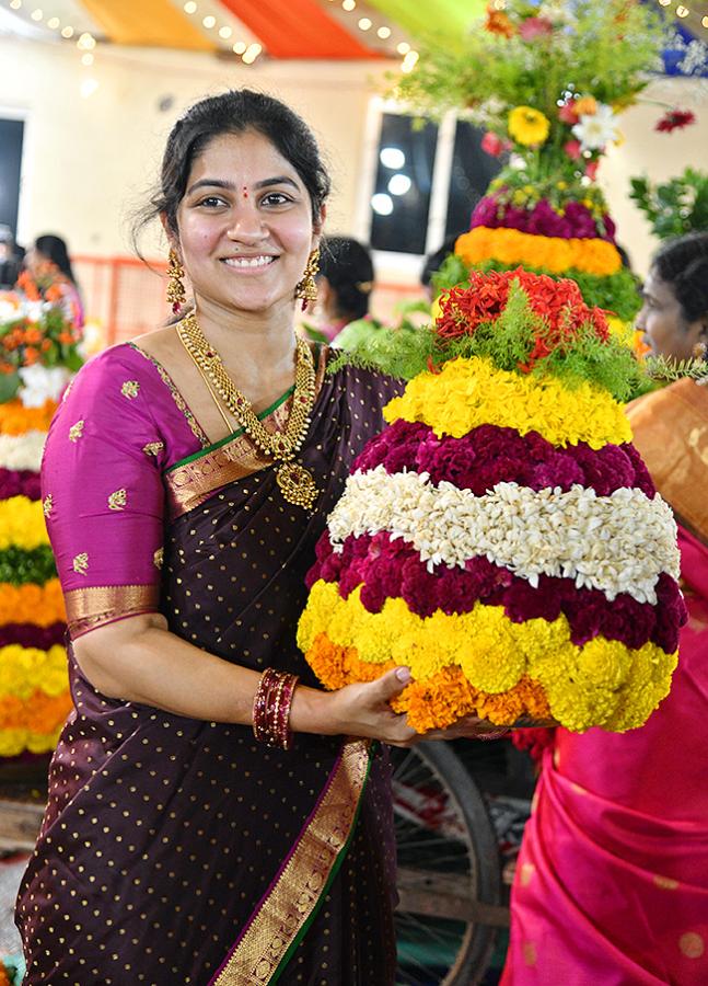 Bathukamma celebrations at Telangana16