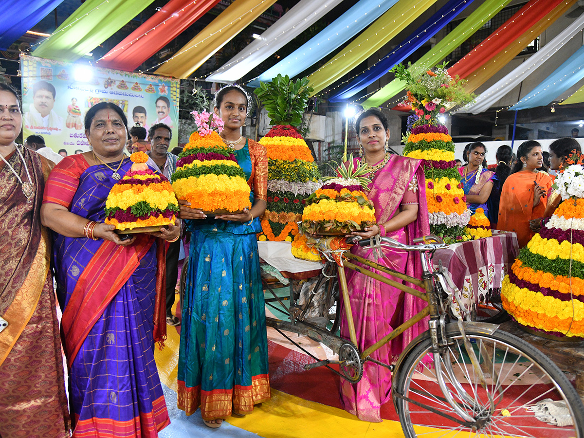 Bathukamma celebrations at Telangana17