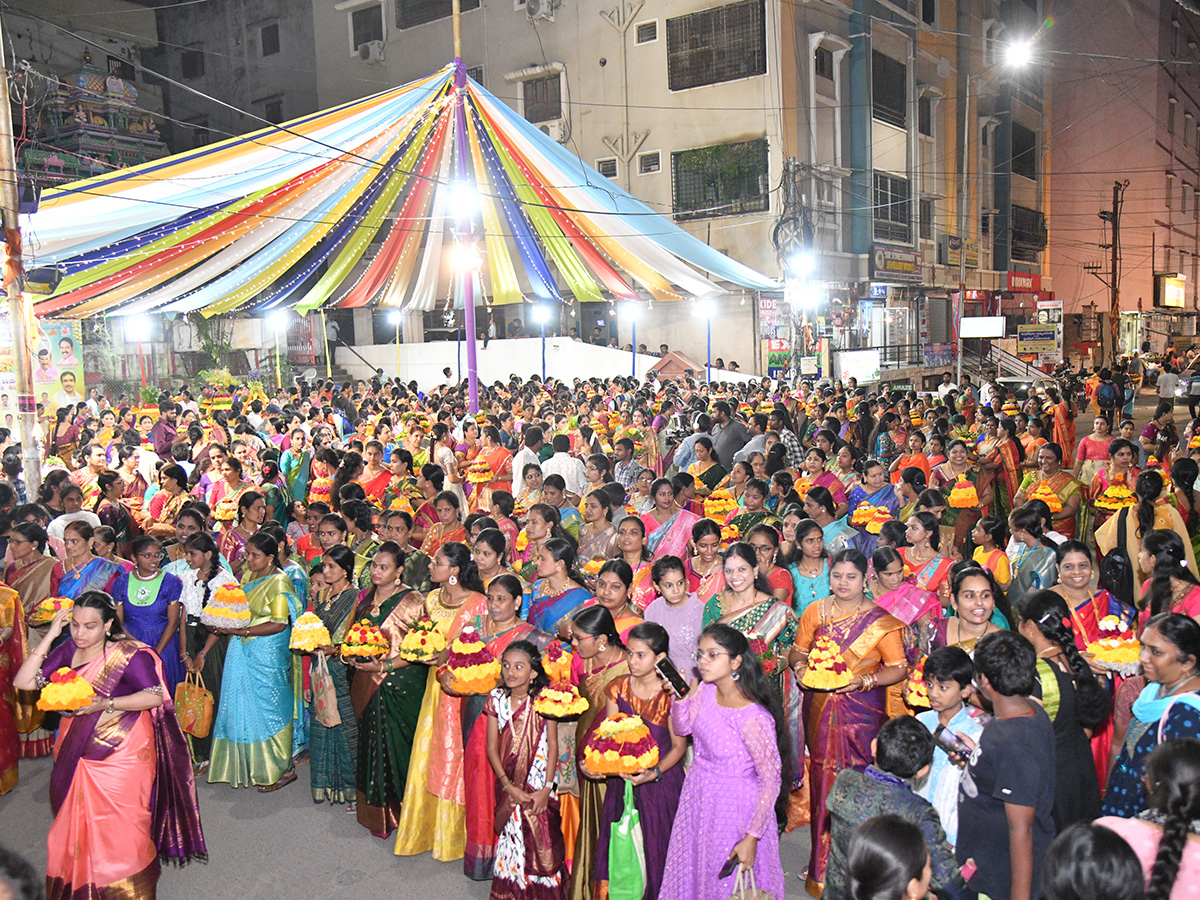 Bathukamma celebrations at Telangana20