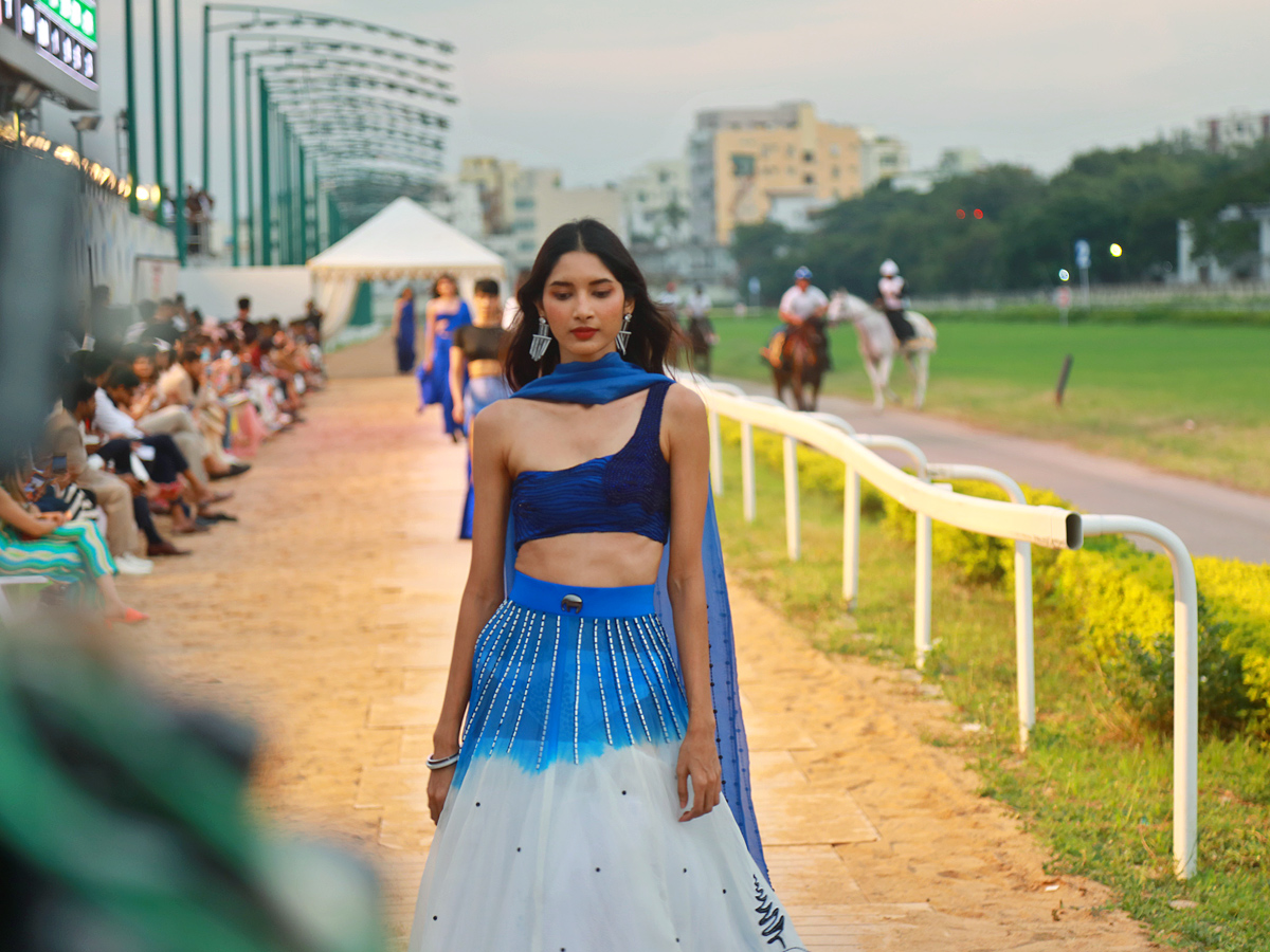 Hyderabad Royal Hosrse Raceing and Fashion show Photos12