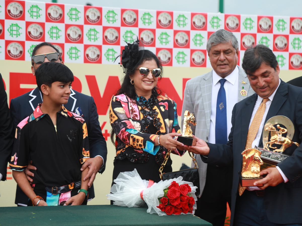 Hyderabad Royal Hosrse Raceing and Fashion show Photos15