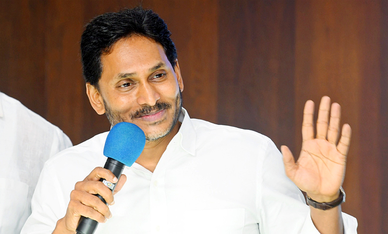 YS Jagan Mohan Reddy Meeting with Eluru district leaders Photos4