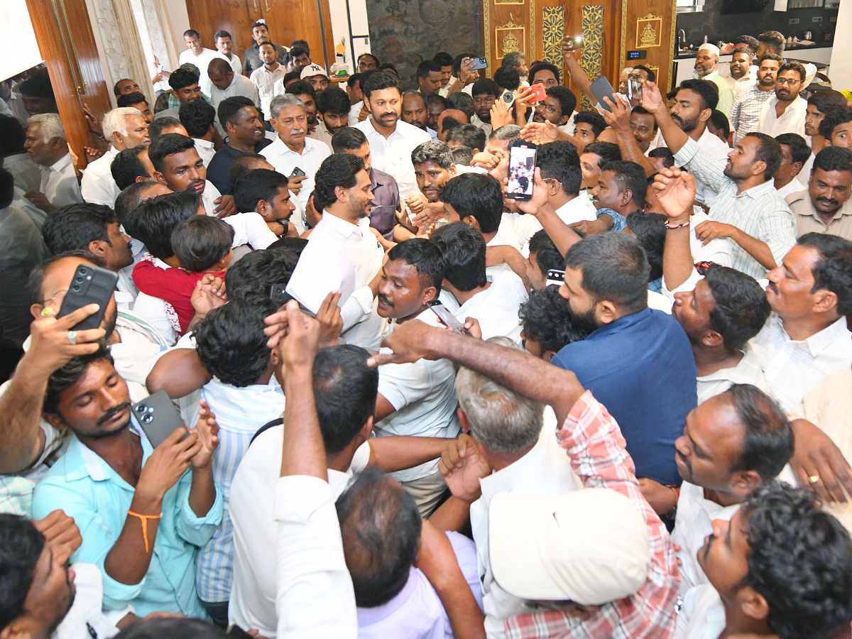 YS Jagan Second day Schedule in YSR District Photo Gallery8