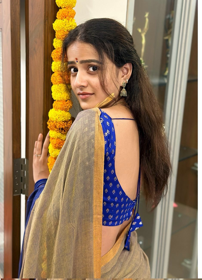 Vaishnavi Chaitanya diwali saree looks goes to viral3