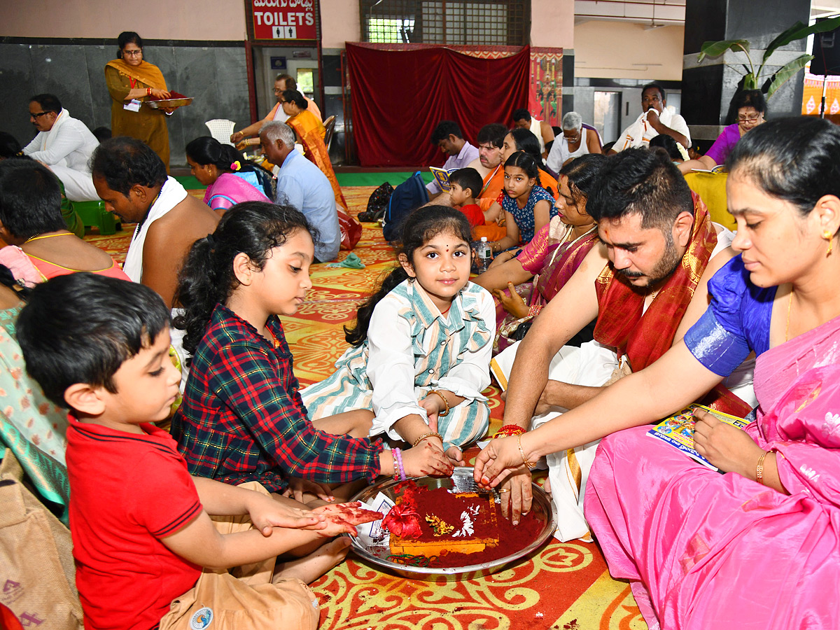 Second of Vijayawada Dasara Navaratri Alankaram, Gayatri Devi Alankaram Photos15