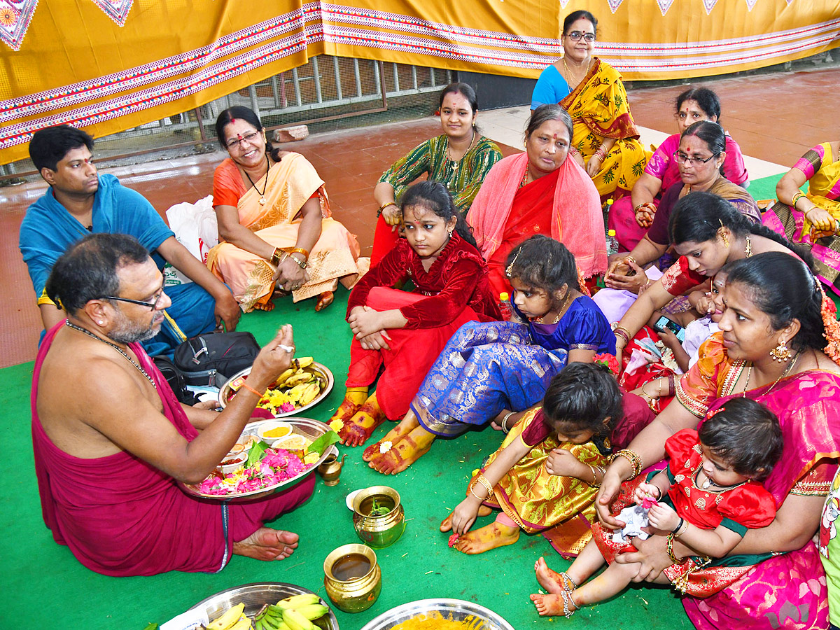 Dussehra Sarannavaratri Utsavalu 6th Day at Indrakeeladri  Photos12