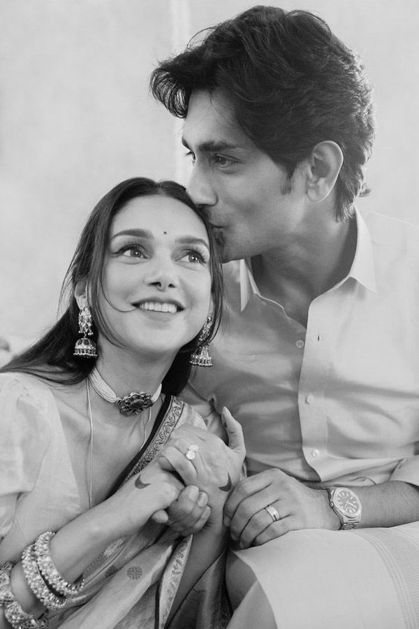 Aditi Rao-Siddharth Shares New Wedding Photos In Social Media13