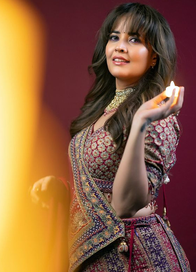 Tollywood actress Anasuya stunning Diwali look3