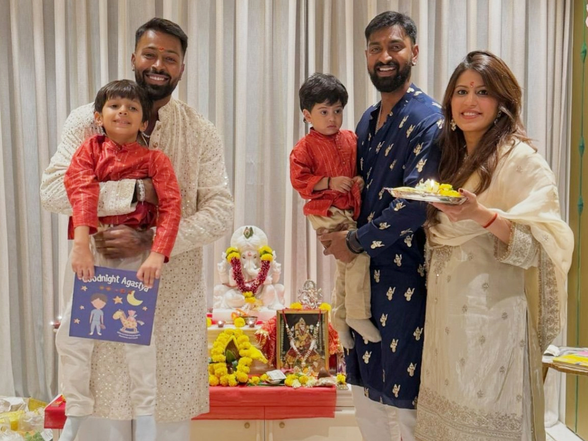 Team India Cricketers Diwali Celebrations Photos9