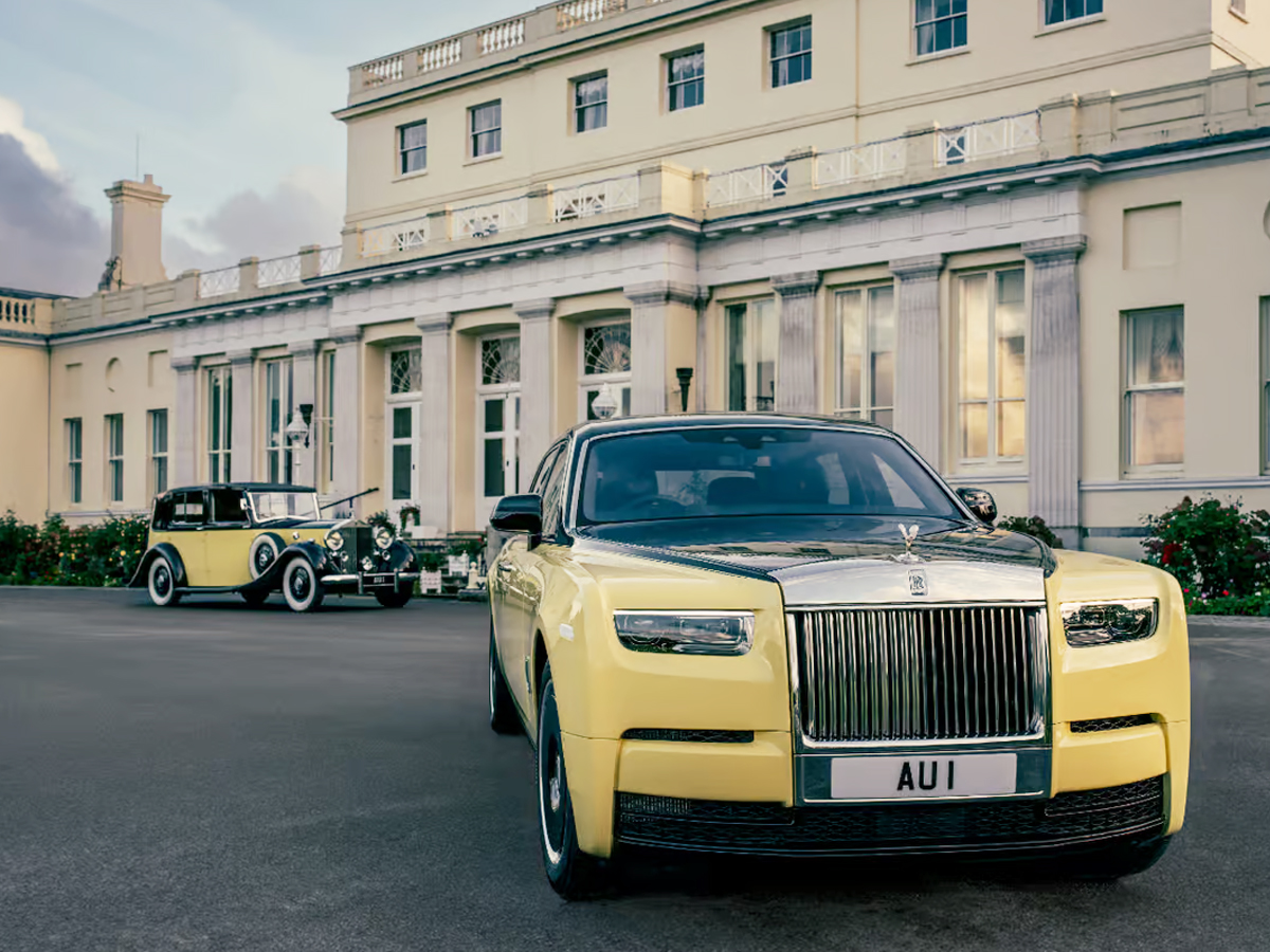 Rolls Royce Phantom Goldfinger Car As A Sign To James Bond Movie4