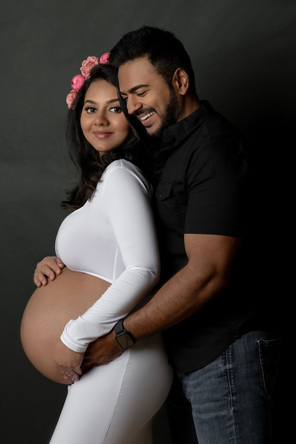 Actress Vidya Pradeep Shared her baby bump On Social Media10