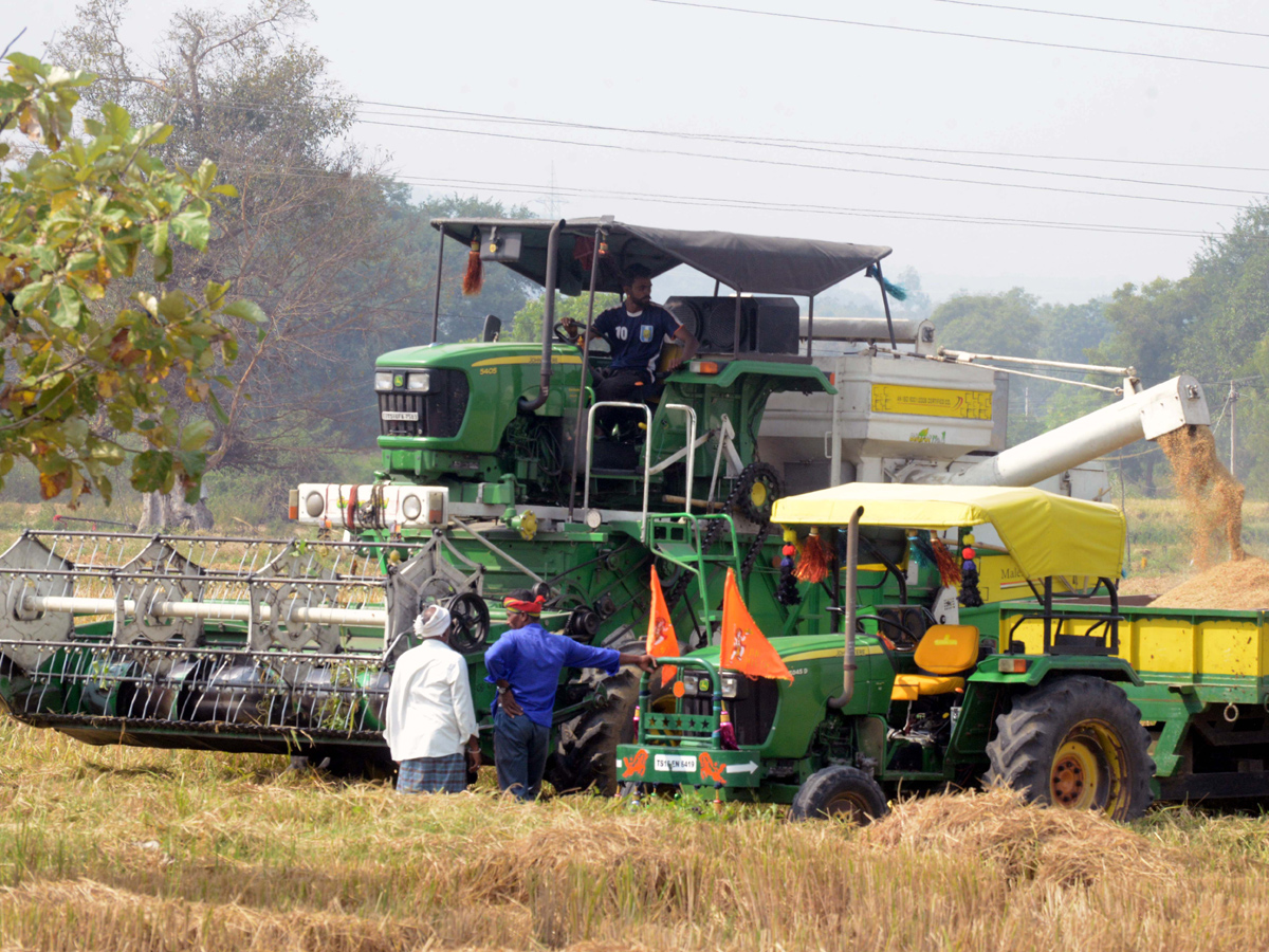 Best Photos of The Week in AP and Telangana Photo Gallery25