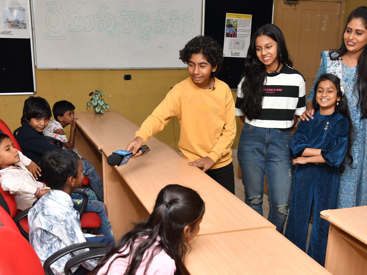 Sakshi Children's Day Special Program On Little Stars8