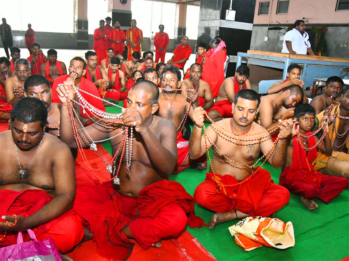 Bhavani Deeksha At Vijayawada Durga Temple3