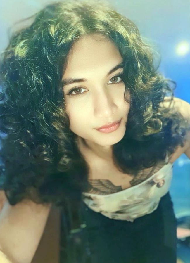 Sanjay Bangar's Son Aryan Transforms Into Anaya Through HRT, Pics Goes Viral11