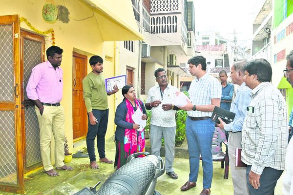 పకడ్బందీగా సర్వే నిర్వహించాలి1