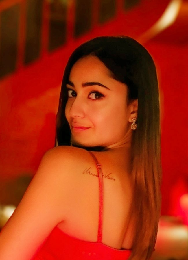 Tridha Choudhury Secret Tattoo On The Back13