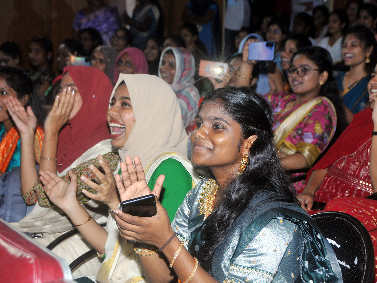 Anantapur Medical Student Freshers Day Program Photos5