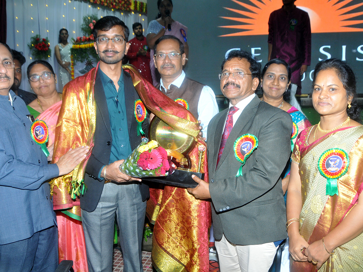 Anantapur Medical Student Freshers Day Program Photos8