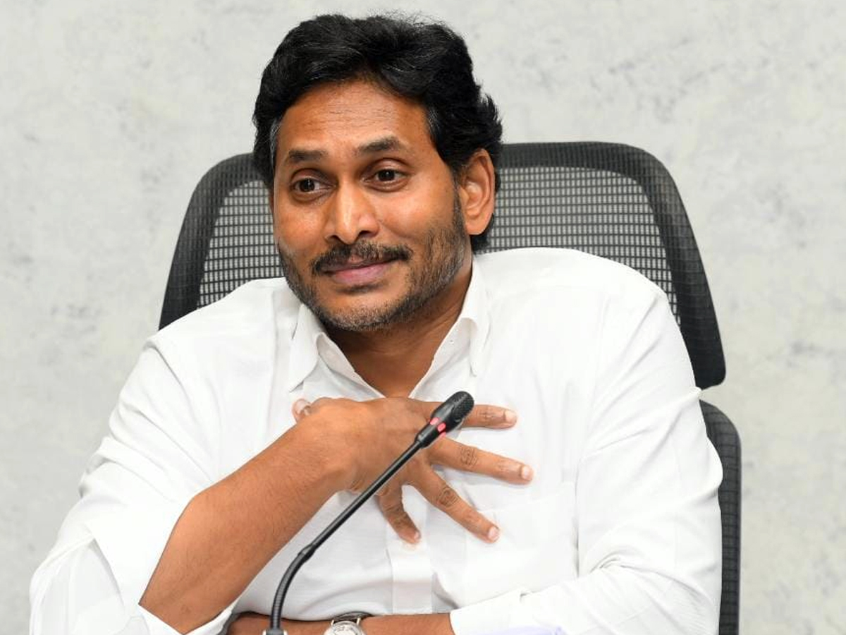 Ys jagan Mohan Reddy On CM Chandrababu Super Six failures, Budget delay exposes11