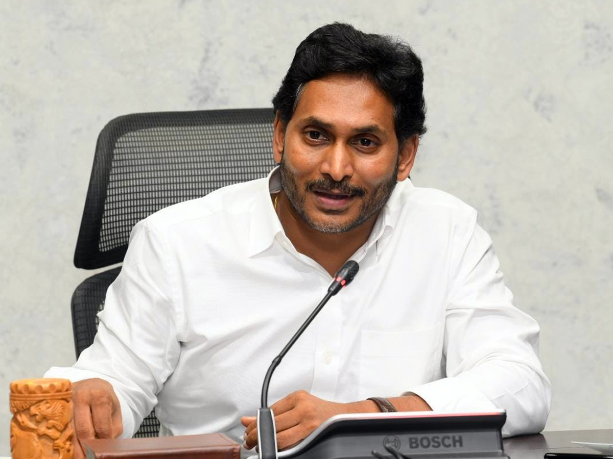 Ys jagan Mohan Reddy On CM Chandrababu Super Six failures, Budget delay exposes3