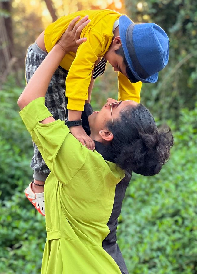 Serial actress celebrates Children's Day with her child6