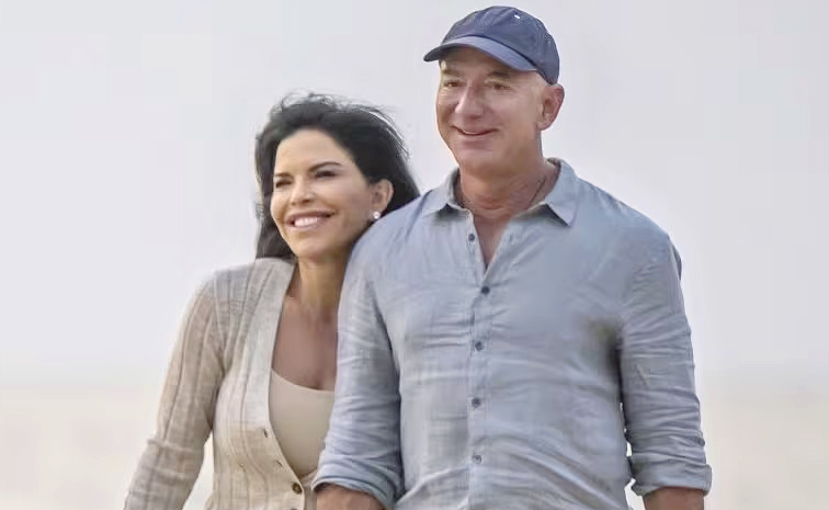 Amazon founder Jeff Bezos and Lauren Sanchez to get married Photos5