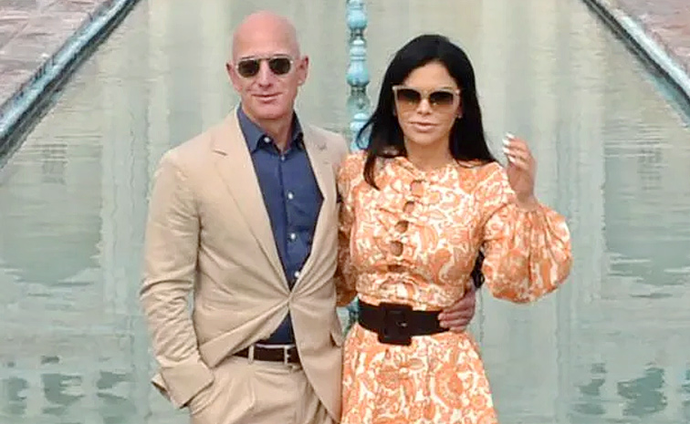 Amazon founder Jeff Bezos and Lauren Sanchez to get married Photos7