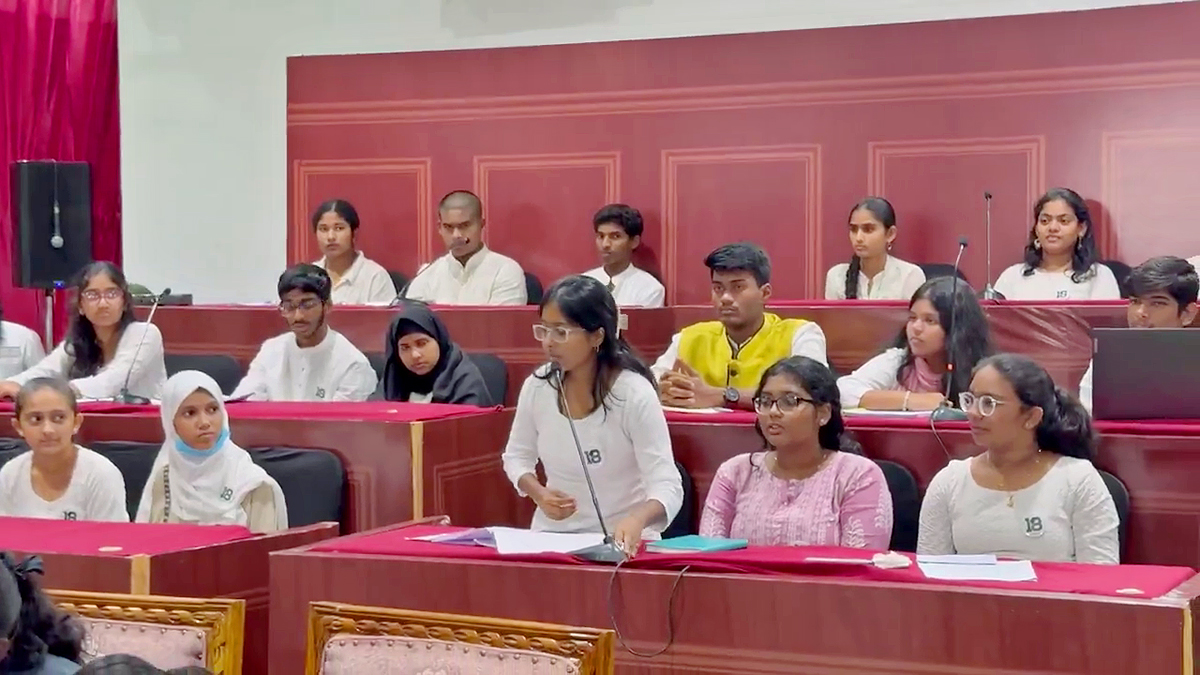 CM Revanth Reddy Mock Assembly With Students Photos18