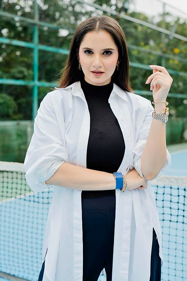 Sania Mirza Birthday.. Sania Shares sweet tribute to her MOther On Social Media Goes Viral on Her Birthday11