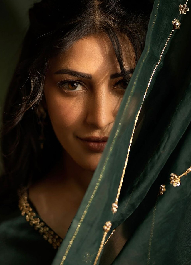 actress shruti haasan hd images11