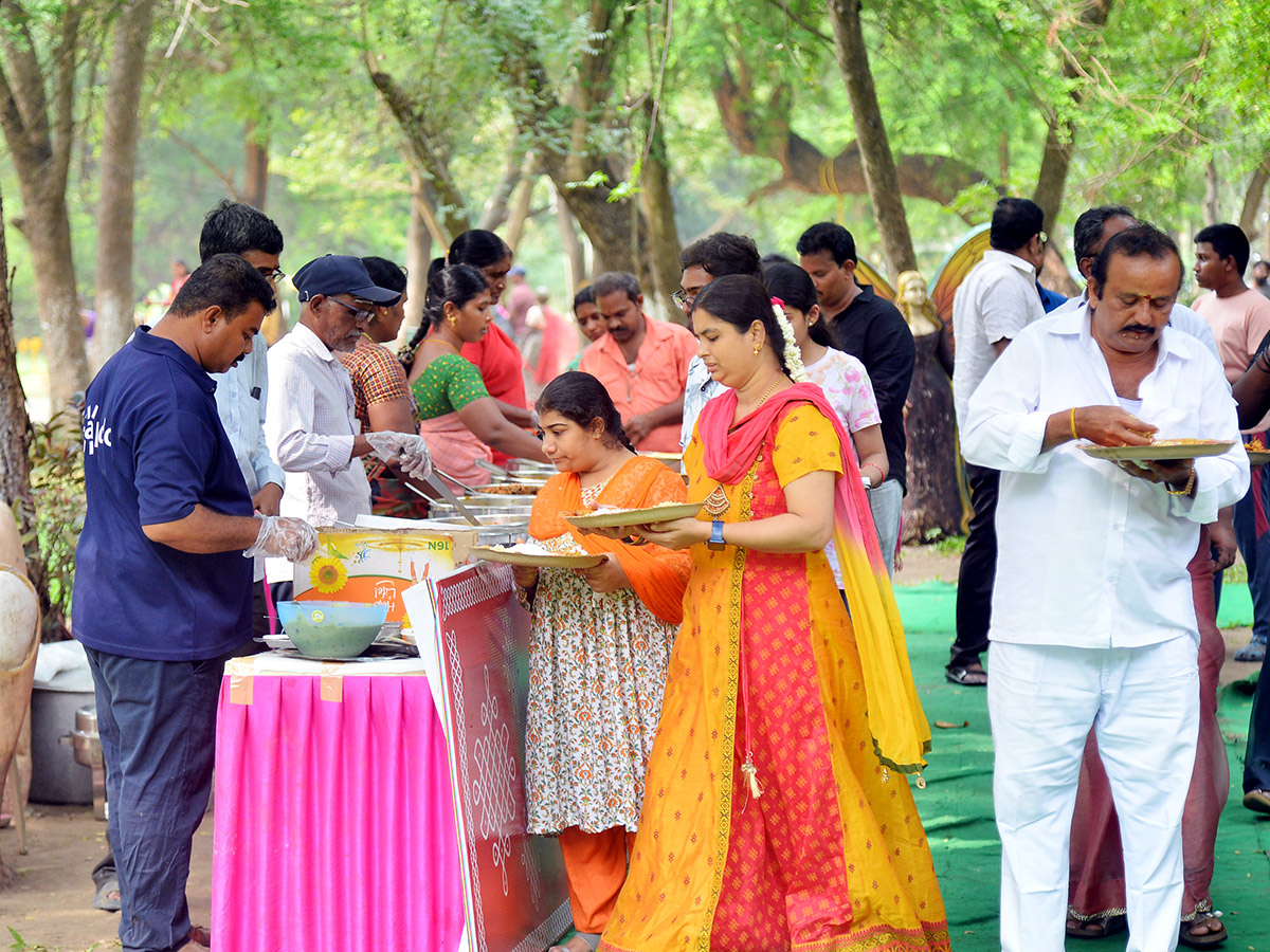 Kartika Vana Samaradhana At Vijayawada Bhavani island5