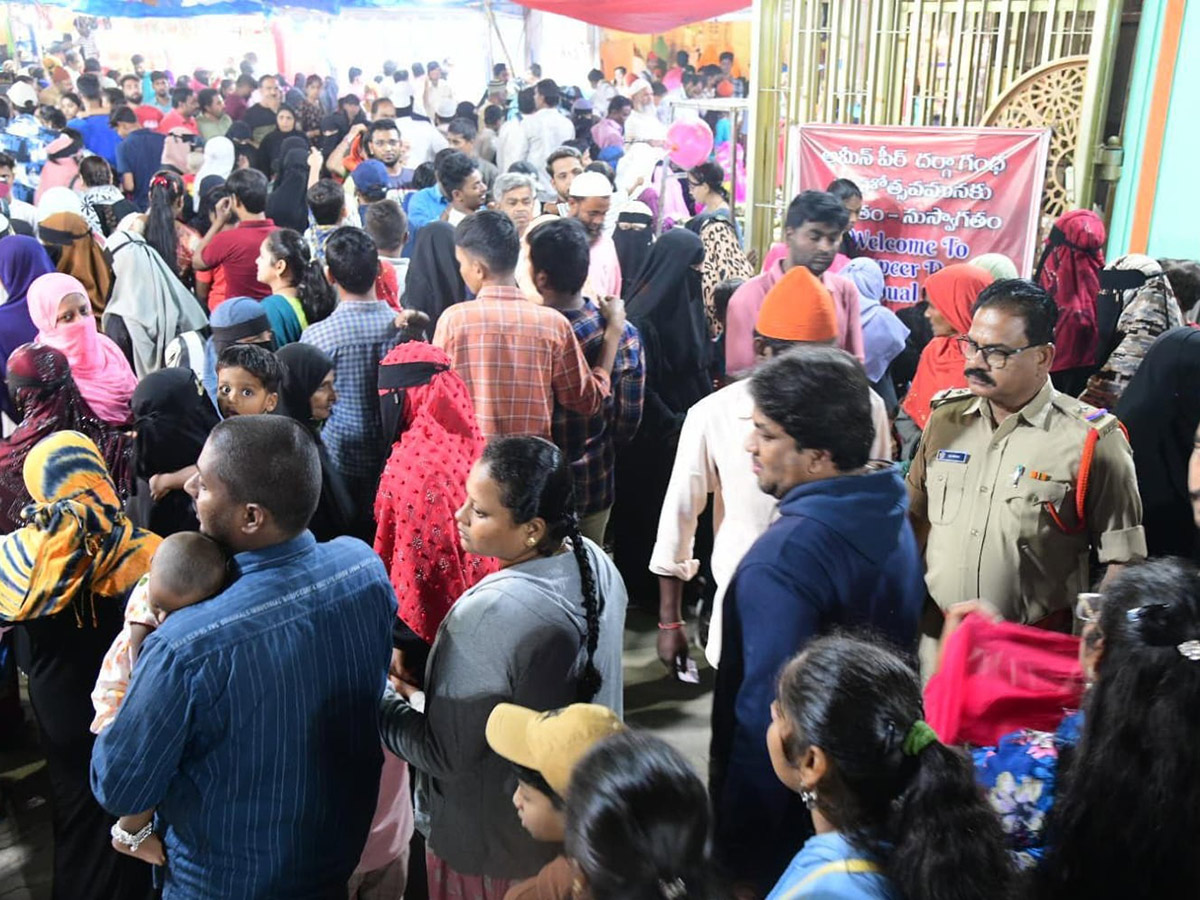 Urus festival begins at Ameen Peer Dargah in Kadapa9