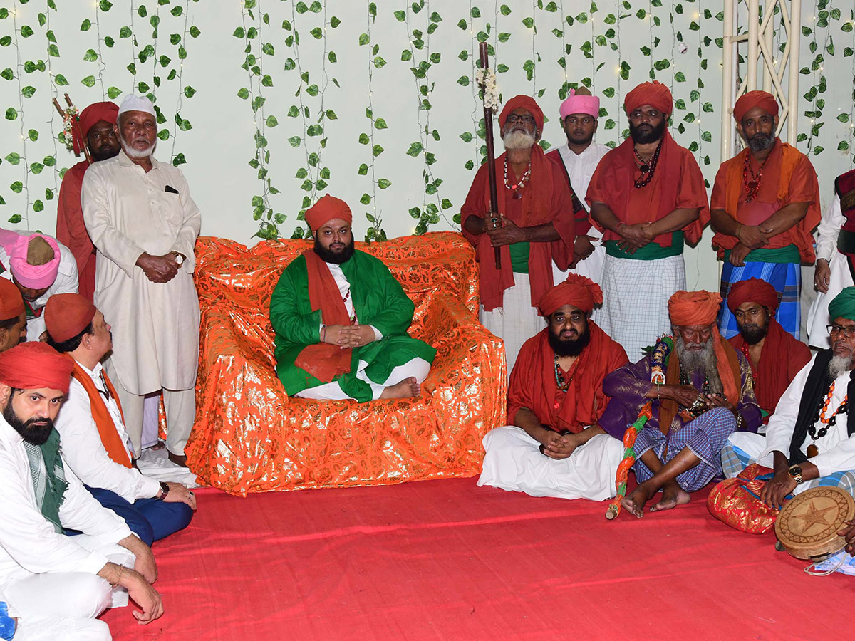 Ram Charan Visits Kadapa Ameen Peer Dargah Photos19