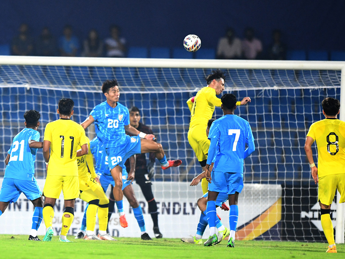 football match between India and Malaysia in Hyderabad3