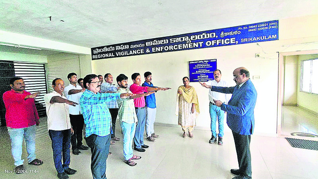 అమరజీవికి అవమానం 1